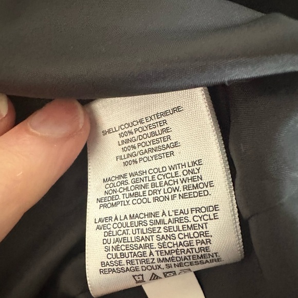 ***EXPRESS ***Wmn's Black puffy jacket size Large NWOT - Picture 8 of 11